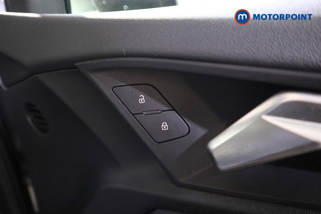 Audi A3 S Line Automatic Petrol Hatchback - Stock Number (1599305) - 13th supplementary image
