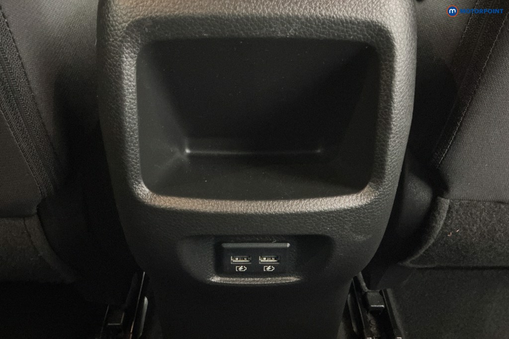 Nissan Qashqai N-Connecta Manual Petrol SUV - Stock Number (1601381) - 11th supplementary image