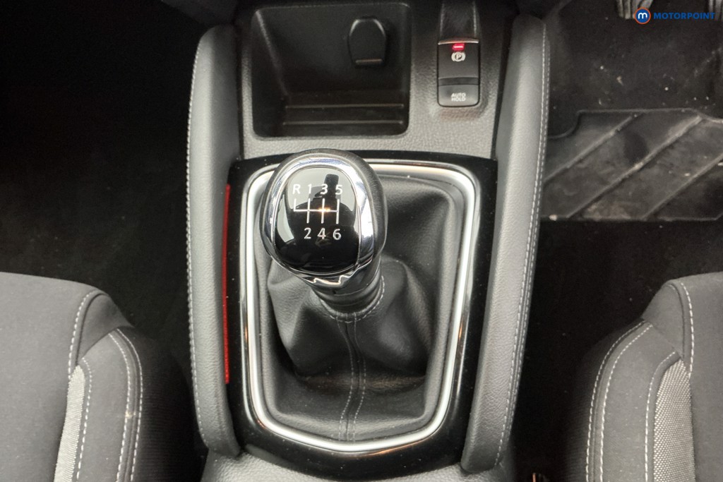 Nissan Qashqai N-Connecta Manual Petrol SUV - Stock Number (1601381) - 16th supplementary image