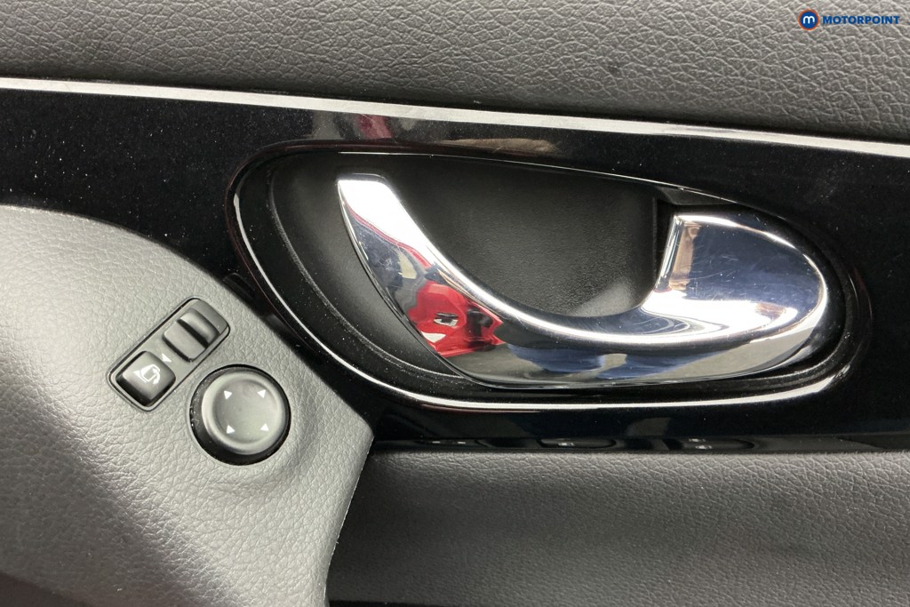 Nissan Qashqai N-Connecta Manual Petrol SUV - Stock Number (1601381) - 25th supplementary image