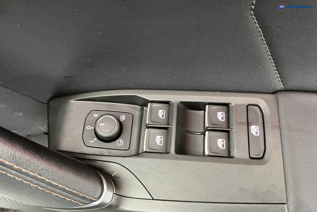 Cupra Leon VZ2 Automatic Petrol Plug-In Hybrid Hatchback - Stock Number (1601440) - 30th supplementary image