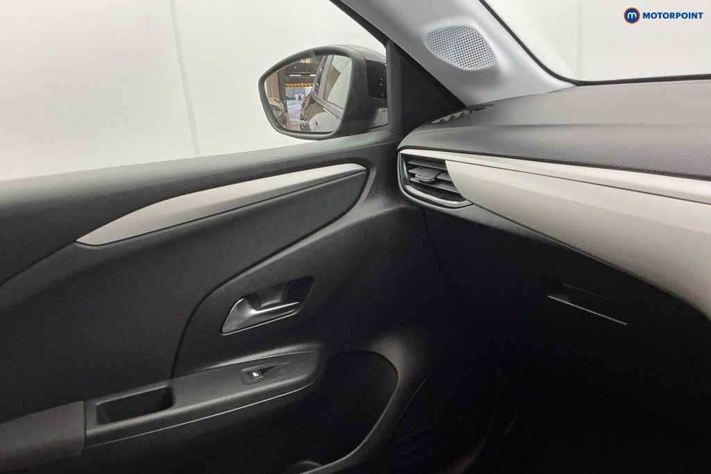 Vauxhall Corsa Se Premium Manual Petrol Hatchback - Stock Number (1601521) - 16th supplementary image