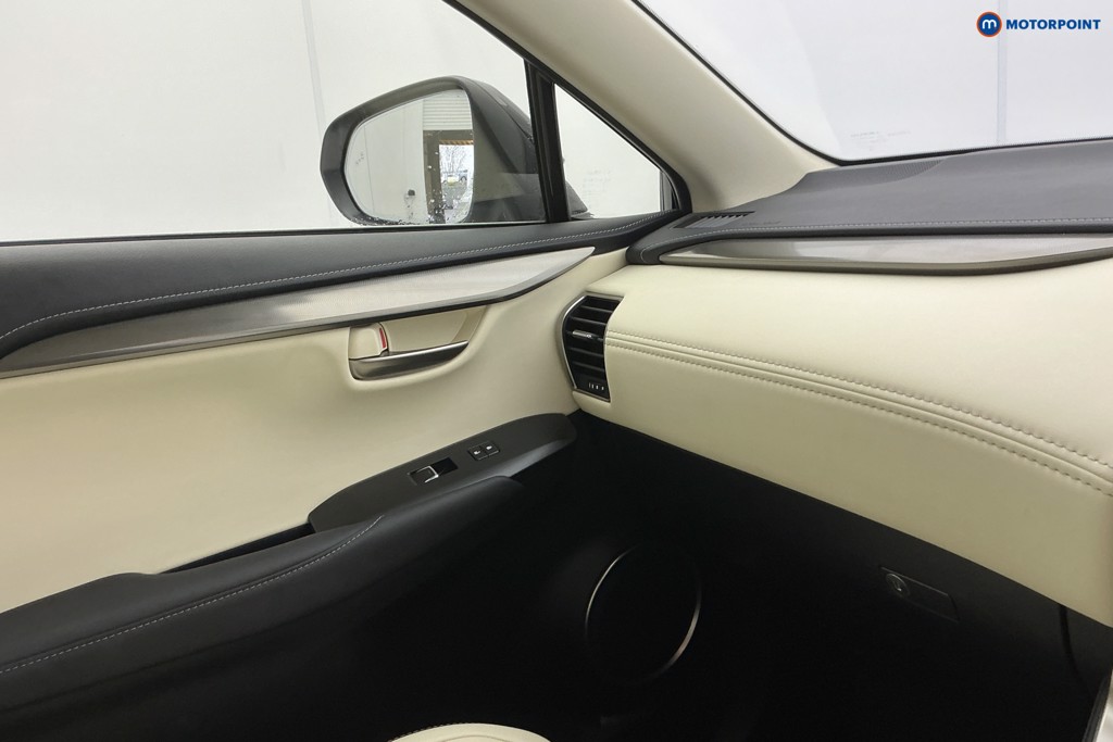 Lexus NX 300H 2.5 5Dr Cvt 8" Nav Automatic Petrol-Electric Hybrid SUV - Stock Number (1601673) - 27th supplementary image