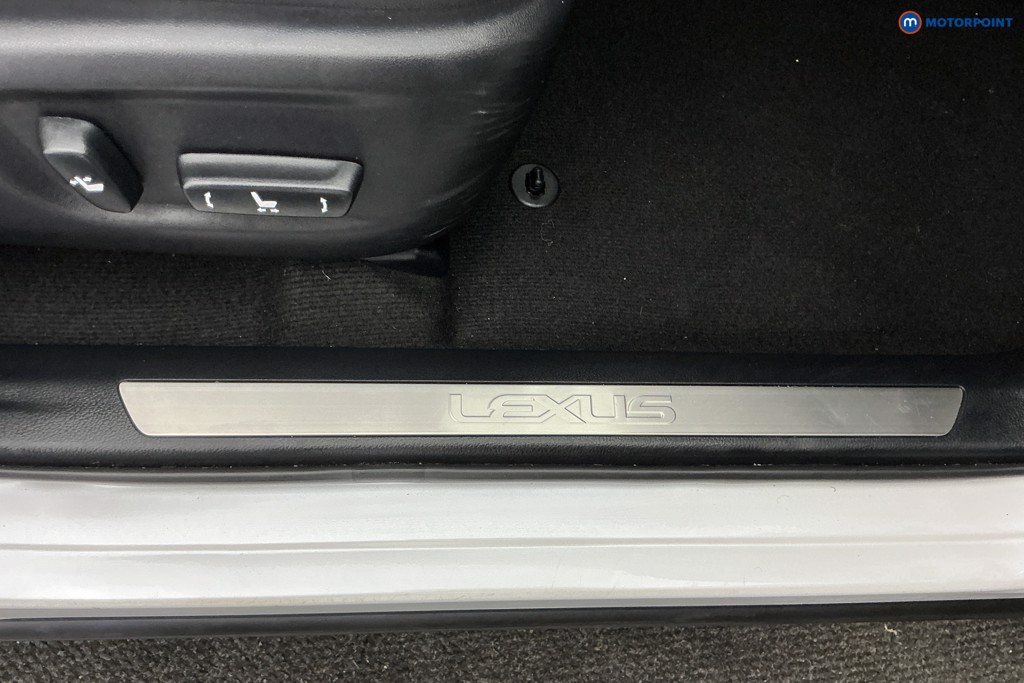 Lexus NX 300H 2.5 5Dr Cvt 8" Nav Automatic Petrol-Electric Hybrid SUV - Stock Number (1601673) - 32nd supplementary image