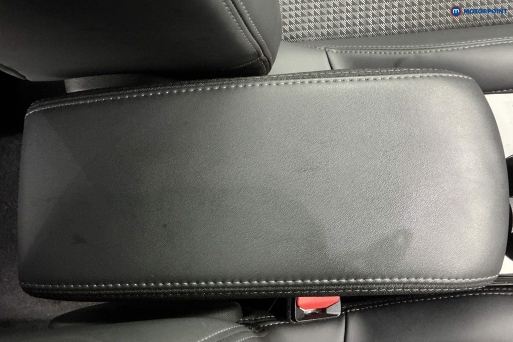 Peugeot 2008 GT Automatic Electric SUV - Stock Number (1601799) - 19th supplementary image