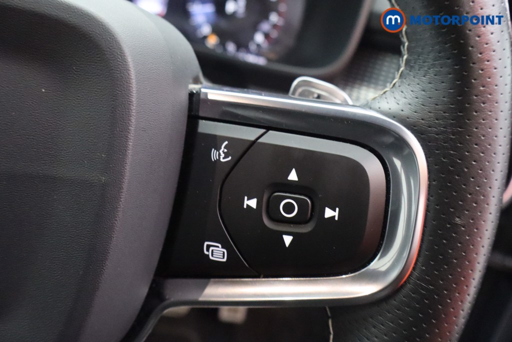 Volvo Xc40 R Design Pro Automatic Petrol SUV - Stock Number (1602033) - 4th supplementary image