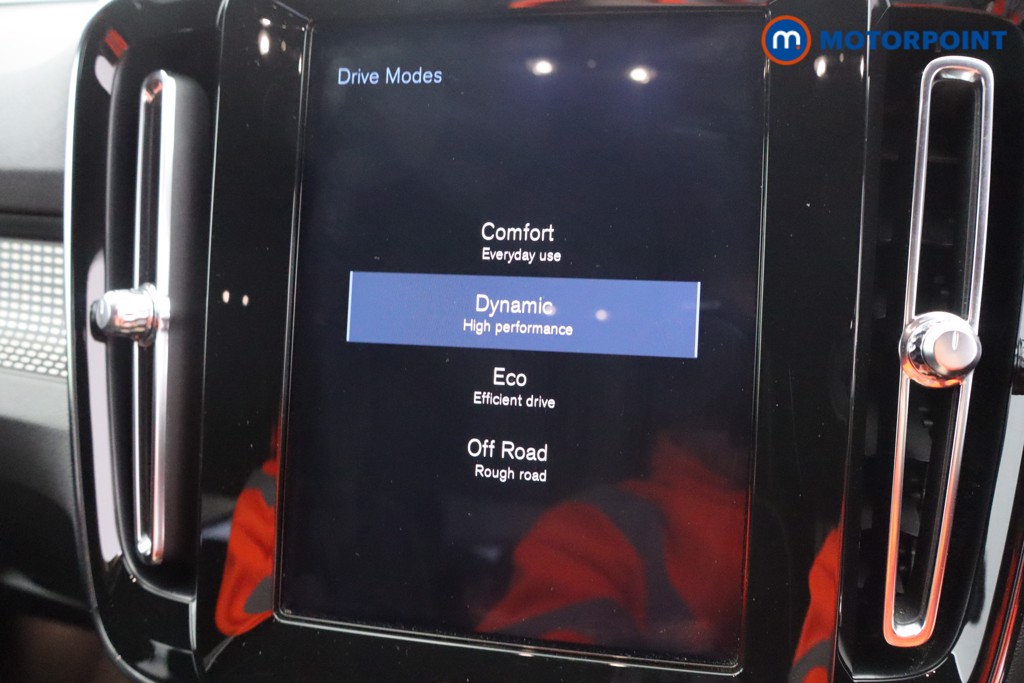 Volvo Xc40 R Design Pro Automatic Petrol SUV - Stock Number (1602033) - 26th supplementary image