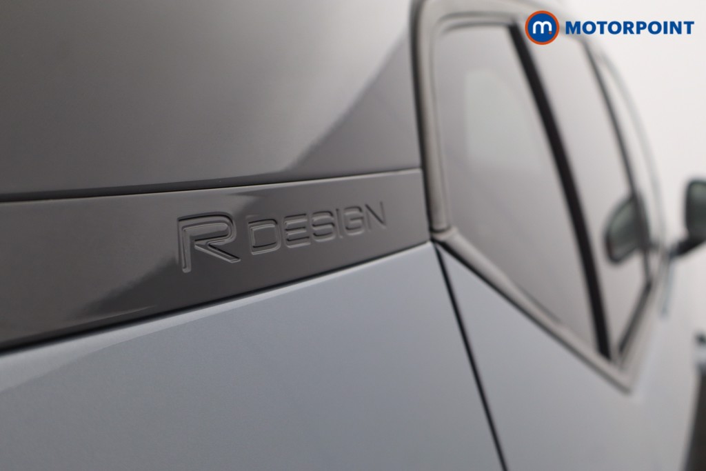 Volvo Xc40 R Design Pro Automatic Petrol SUV - Stock Number (1602033) - 33rd supplementary image