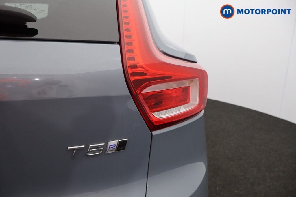 Volvo Xc40 R Design Pro Automatic Petrol SUV - Stock Number (1602033) - 35th supplementary image