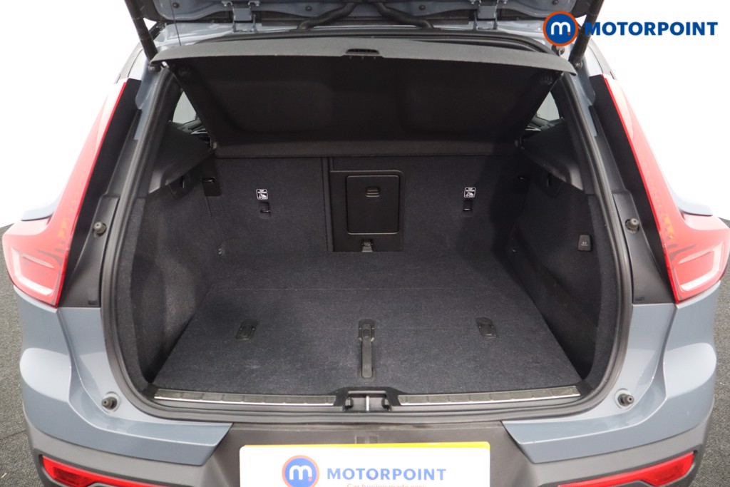 Volvo Xc40 R Design Pro Automatic Petrol SUV - Stock Number (1602033) - 40th supplementary image