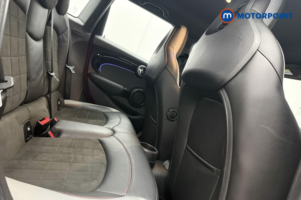 Mini Hatchback Cooper S Sport Automatic Petrol Hatchback - Stock Number (1602414) - 8th supplementary image