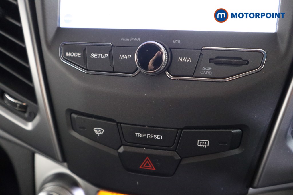 Ssangyong Korando ELX Manual Diesel SUV - Stock Number (1602922) - 7th supplementary image