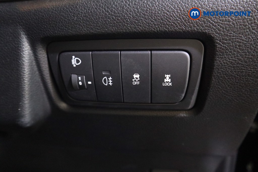 Ssangyong Korando ELX Manual Diesel SUV - Stock Number (1602922) - 11th supplementary image