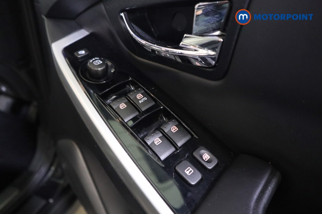 Ssangyong Korando ELX Manual Diesel SUV - Stock Number (1602922) - 12th supplementary image