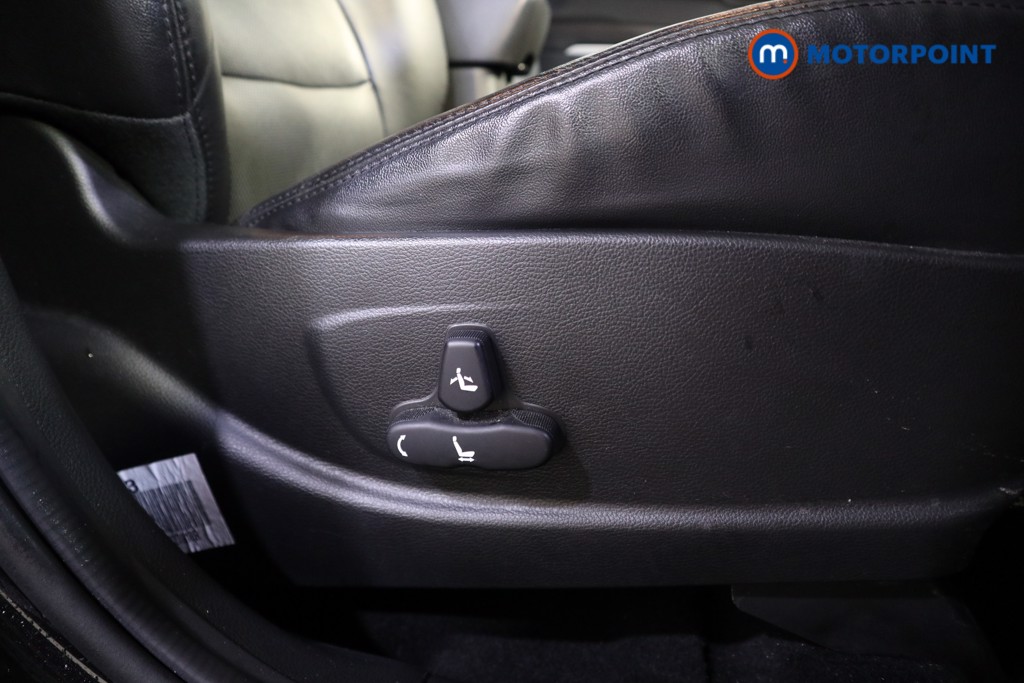 Ssangyong Korando ELX Manual Diesel SUV - Stock Number (1602922) - 14th supplementary image