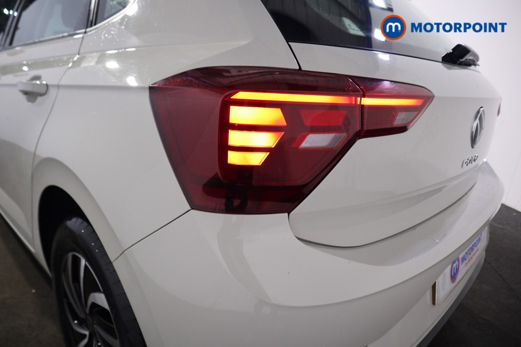Volkswagen Polo Life Manual Petrol Hatchback - Stock Number (1602964) - 23rd supplementary image