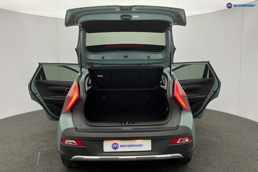 Hyundai Bayon Premium Manual Petrol SUV - Stock Number (1603747) - 3rd supplementary image