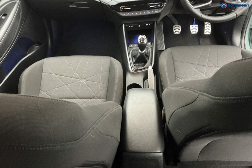 Hyundai Bayon Premium Manual Petrol SUV - Stock Number (1603747) - 12th supplementary image