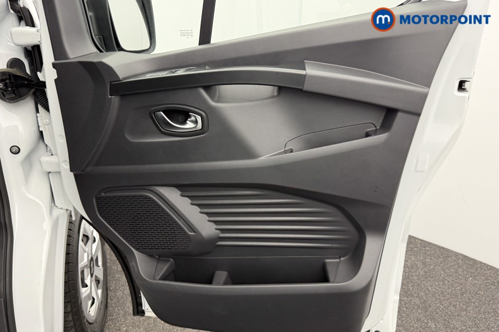 Renault Trafic Advance Automatic Electric Panel Van - Stock Number (1604190) - 16th supplementary image