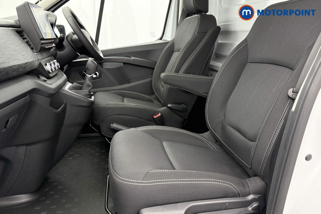 Renault Trafic Advance Automatic Electric Panel Van - Stock Number (1604190) - 18th supplementary image