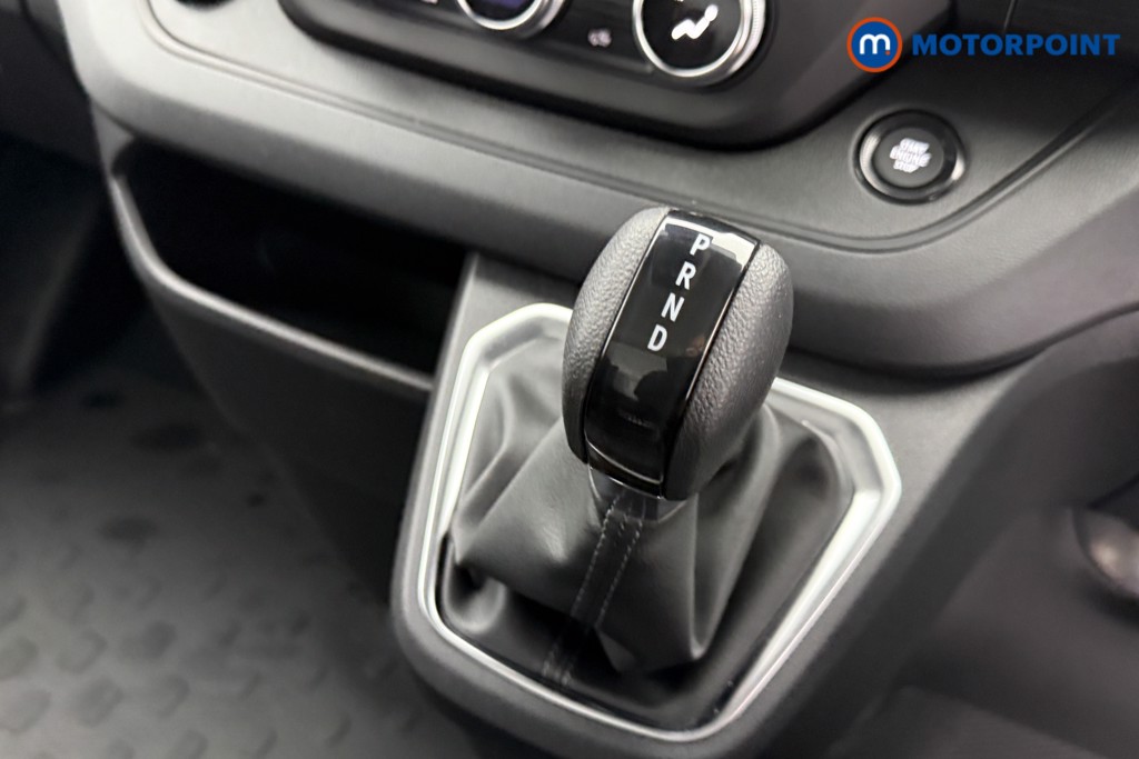 Renault Trafic Advance Automatic Electric Panel Van - Stock Number (1604196) - 12th supplementary image