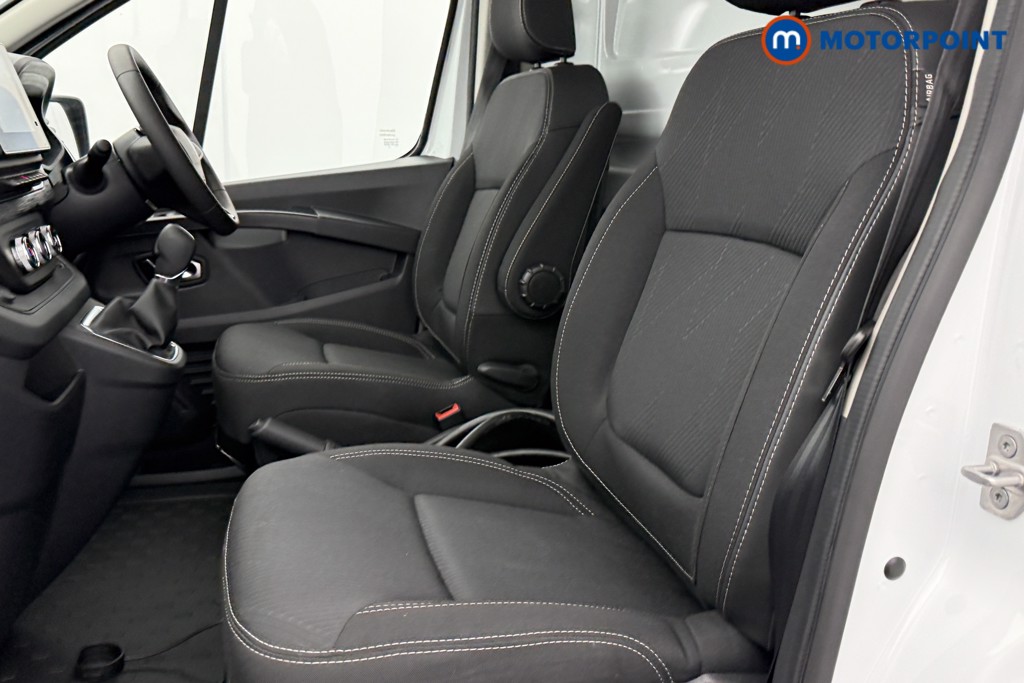 Renault Trafic Advance Automatic Electric Panel Van - Stock Number (1604196) - 19th supplementary image