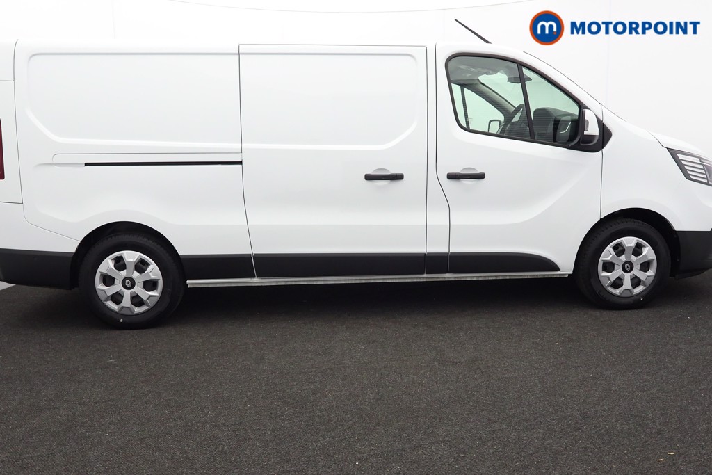 Renault Trafic Advance Automatic Electric Panel Van - Stock Number (1604196) - Drivers side