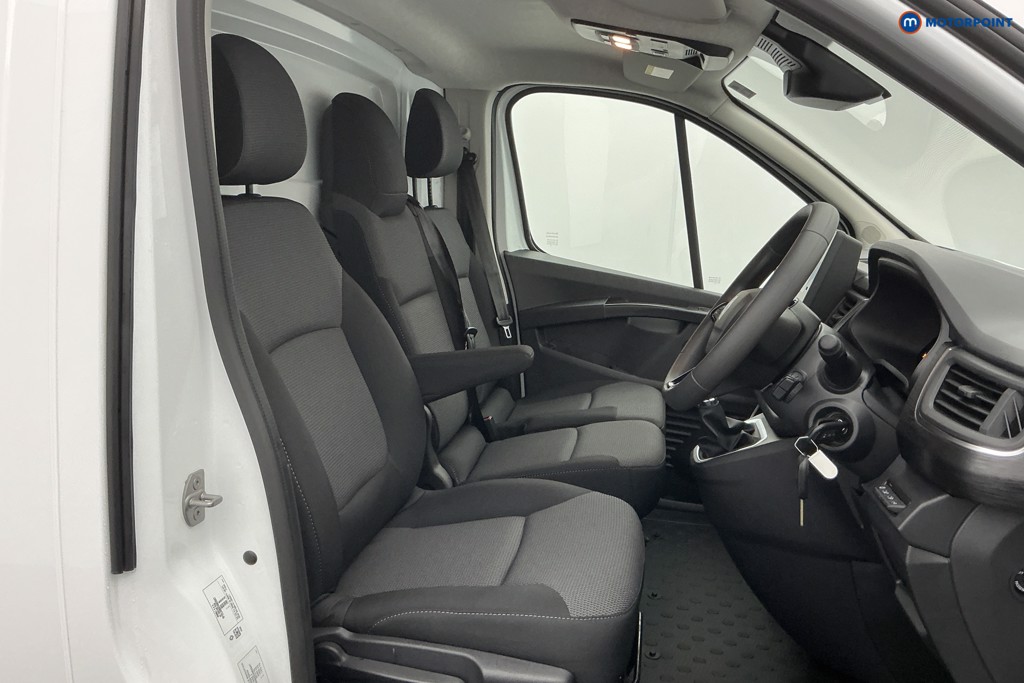 Renault Trafic Advance Automatic Electric Panel Van - Stock Number (1604226) - 15th supplementary image