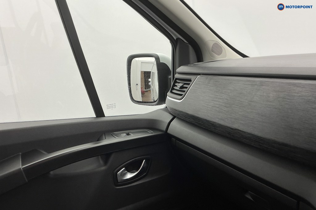 Renault Trafic Advance Automatic Electric Panel Van - Stock Number (1604226) - 24th supplementary image