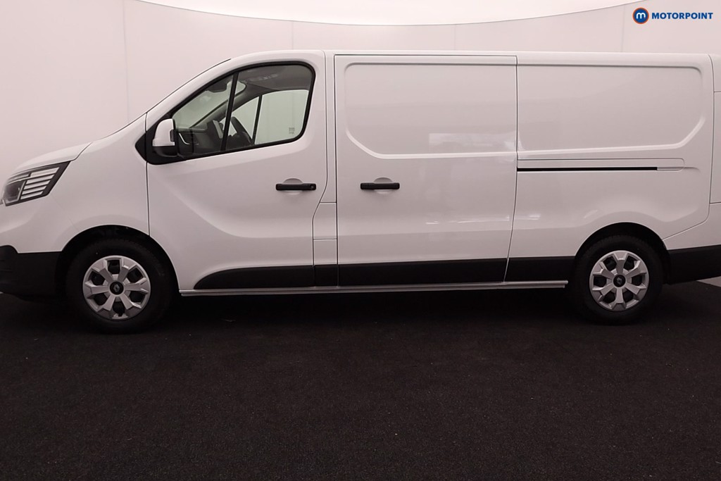 Renault Trafic Advance Automatic Electric Panel Van - Stock Number (1604226) - Passenger side