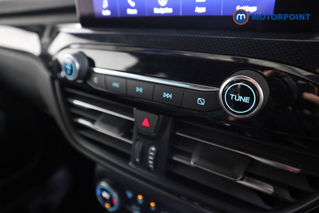 Ford Kuga St-Line Edition Manual Diesel SUV - Stock Number (1604302) - 7th supplementary image