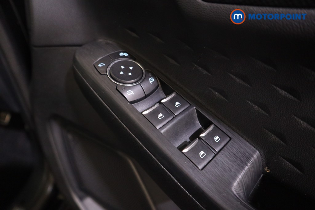 Ford Kuga St-Line Edition Manual Diesel SUV - Stock Number (1604302) - 13th supplementary image