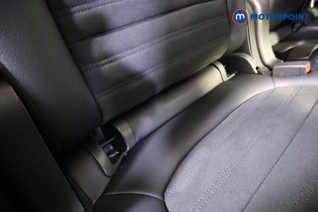 Ford Kuga St-Line Edition Manual Diesel SUV - Stock Number (1604302) - 19th supplementary image