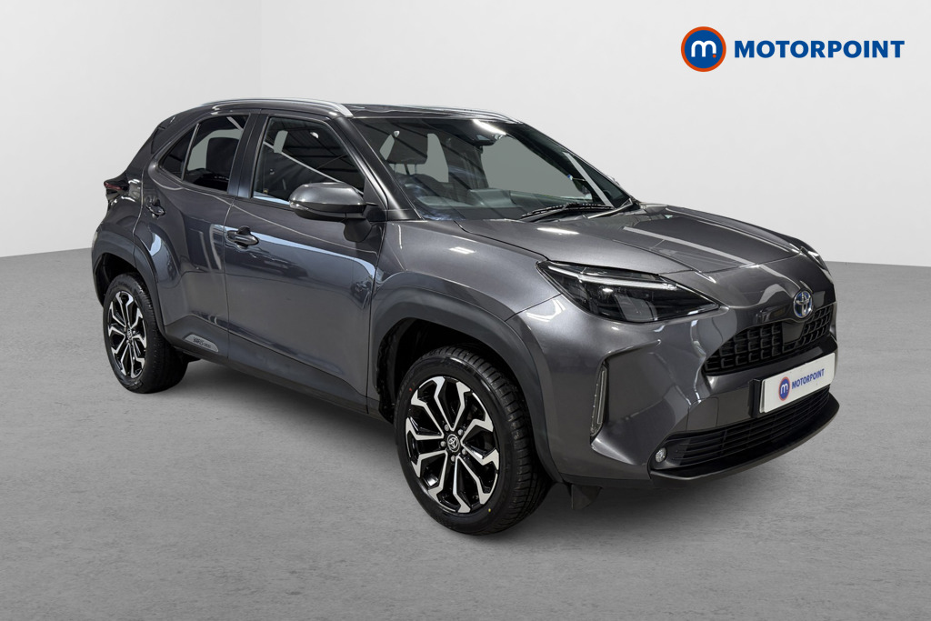 Toyota Yaris Cross Design Automatic Petrol-Electric Hybrid Estate - Stock Number (1604776) - Drivers side front corner