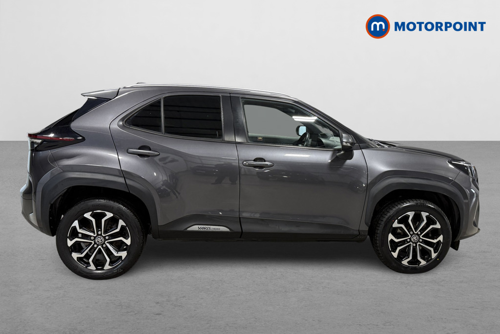 Toyota Yaris Cross Design Automatic Petrol-Electric Hybrid Estate - Stock Number (1604776) - Drivers side
