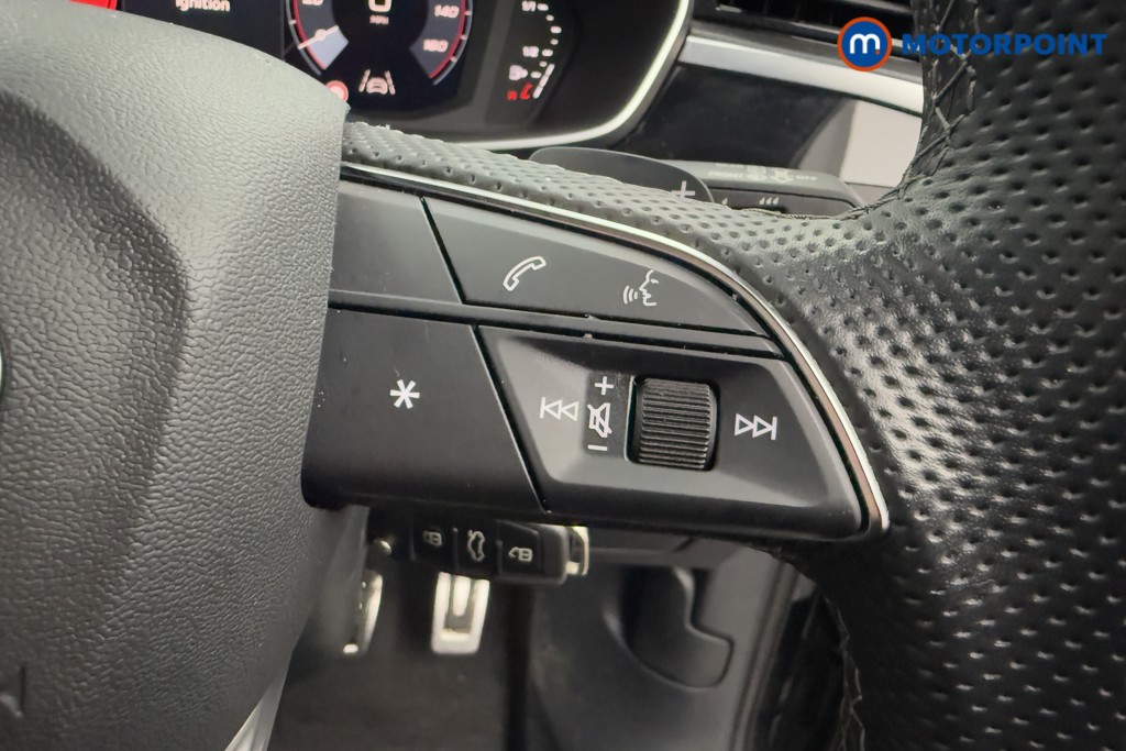 Audi Q3 Black Edition Automatic Petrol SUV - Stock Number (1604792) - 5th supplementary image