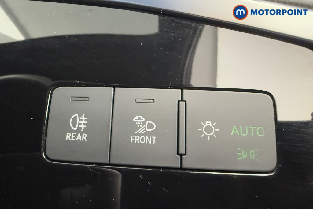 Audi Q3 Black Edition Automatic Petrol SUV - Stock Number (1604792) - 16th supplementary image