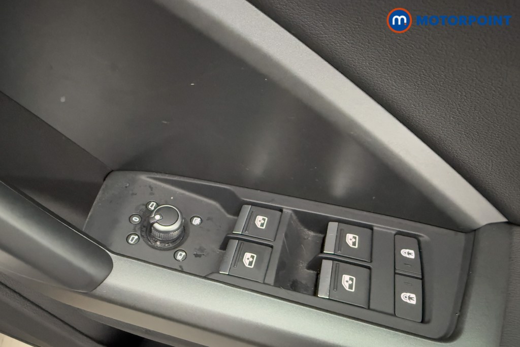 Audi Q3 Black Edition Automatic Petrol SUV - Stock Number (1604792) - 18th supplementary image