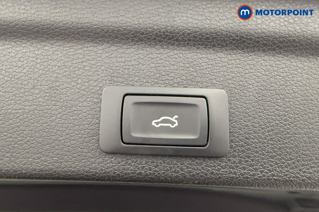 Audi Q3 Black Edition Automatic Petrol SUV - Stock Number (1604792) - 26th supplementary image