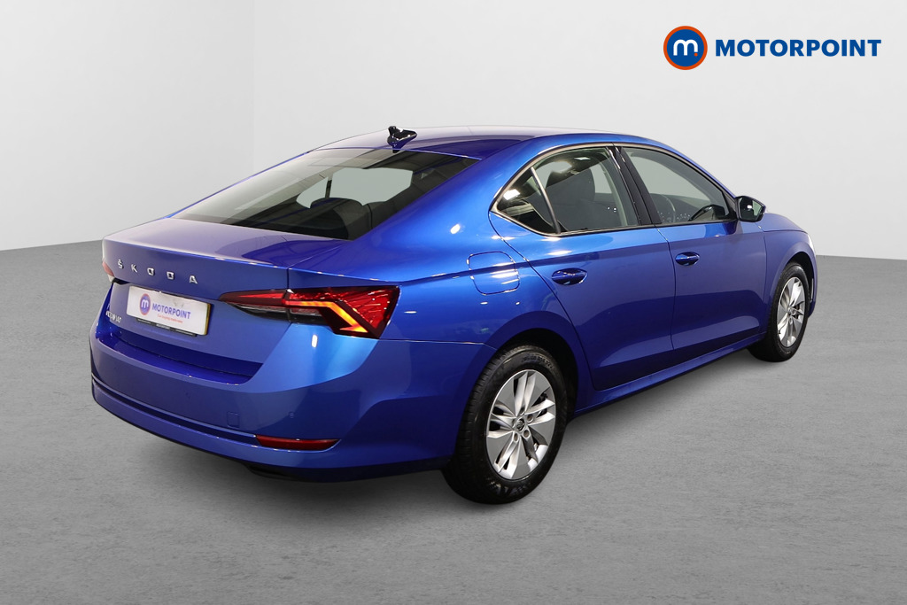 Skoda Octavia SE Manual Petrol Hatchback - Stock Number (1604933) - Drivers side rear corner