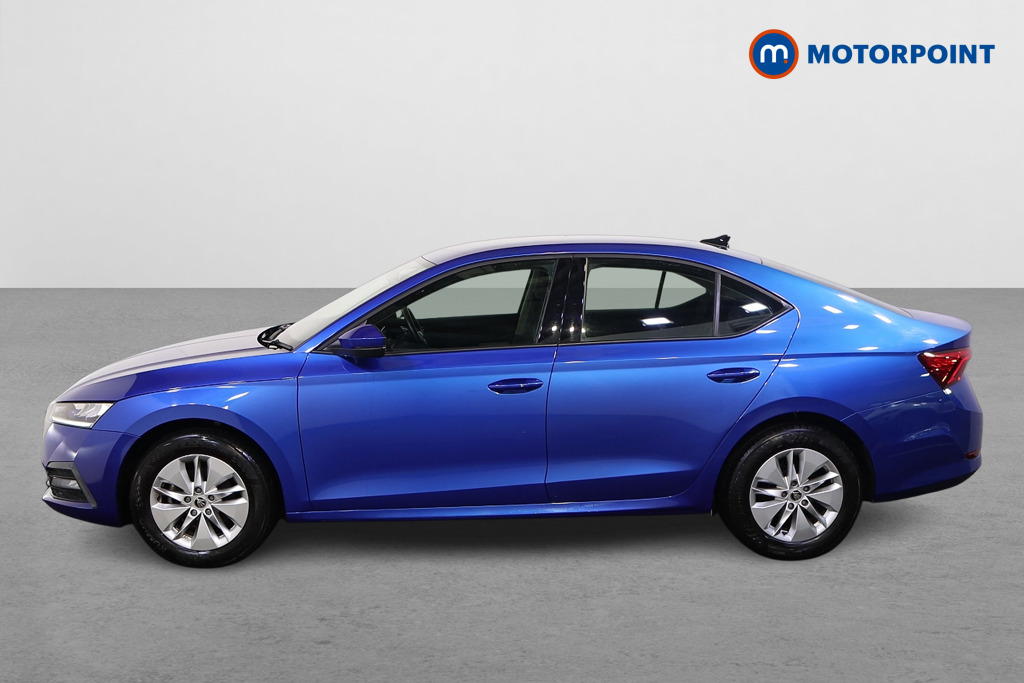 Skoda Octavia SE Manual Petrol Hatchback - Stock Number (1604933) - Passenger side