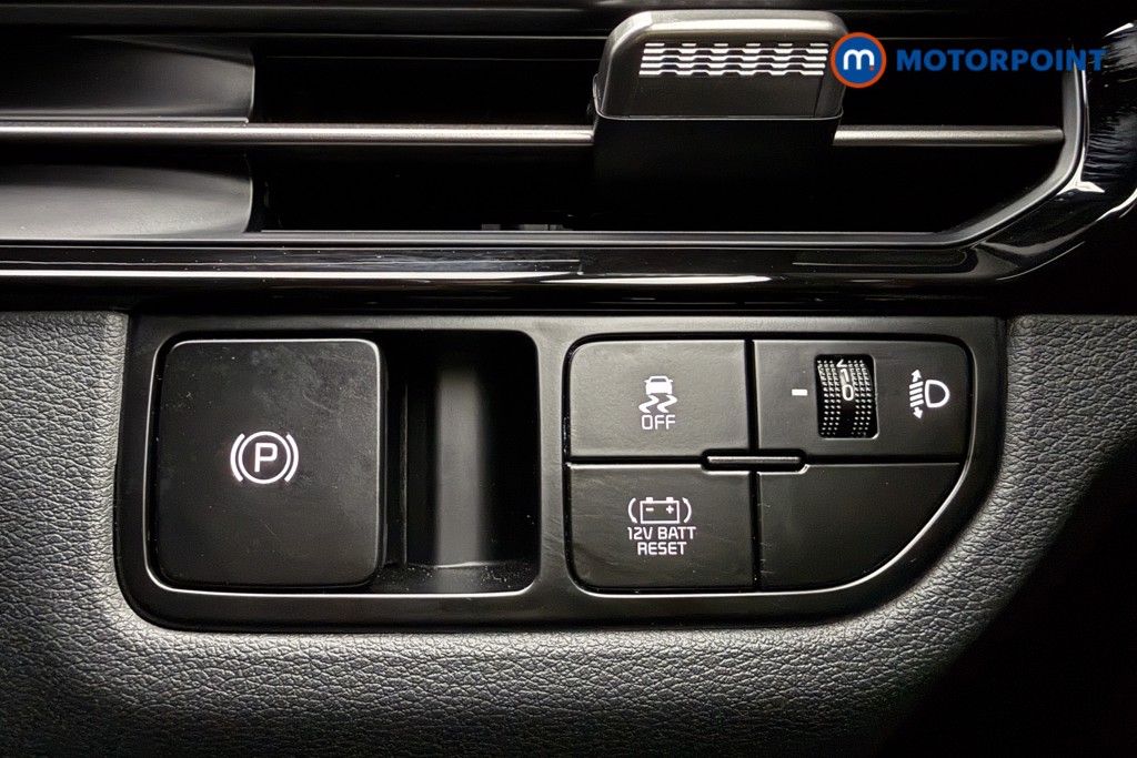 KIA Sportage Gt-Line Automatic Petrol-Electric Hybrid SUV - Stock Number (1605001) - 17th supplementary image