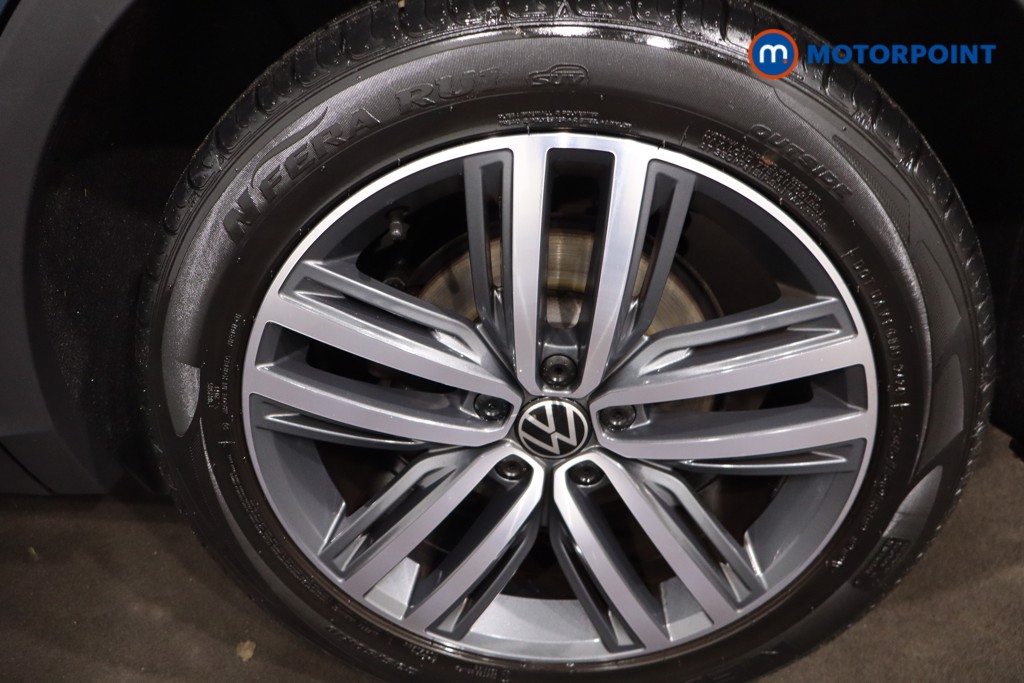 Volkswagen Tiguan Elegance Automatic Petrol SUV - Stock Number (1605014) - 12th supplementary image