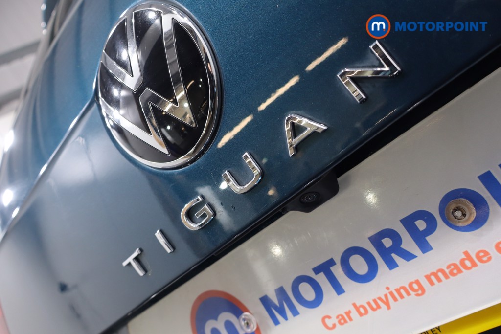 Volkswagen Tiguan Elegance Automatic Petrol SUV - Stock Number (1605014) - 39th supplementary image