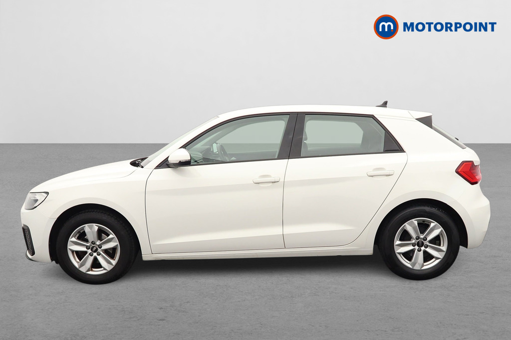 Audi A1 Technik Manual Petrol Hatchback - Stock Number (1605039) - Passenger side