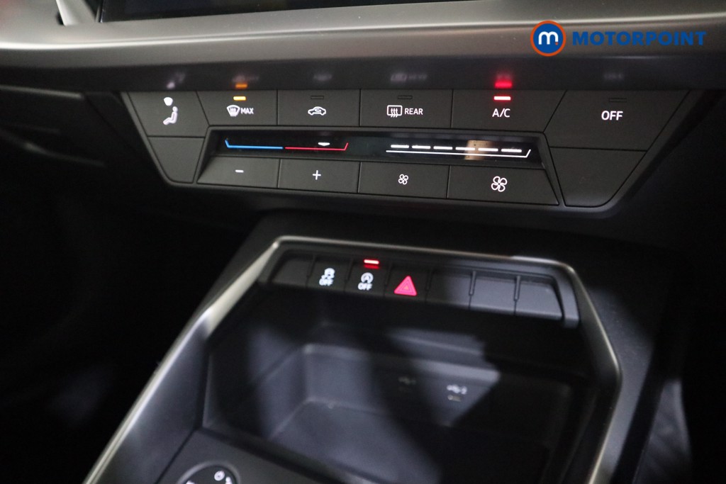 Audi A3 Technik Manual Petrol Hatchback - Stock Number (1605092) - 7th supplementary image