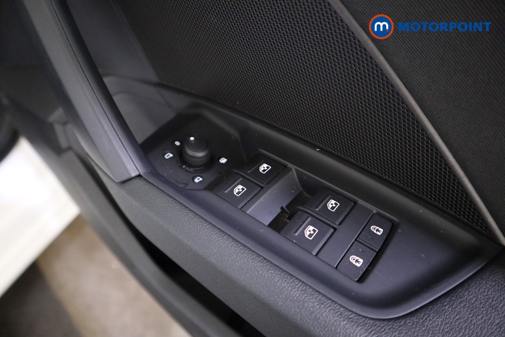 Audi A3 Technik Manual Petrol Hatchback - Stock Number (1605092) - 13th supplementary image