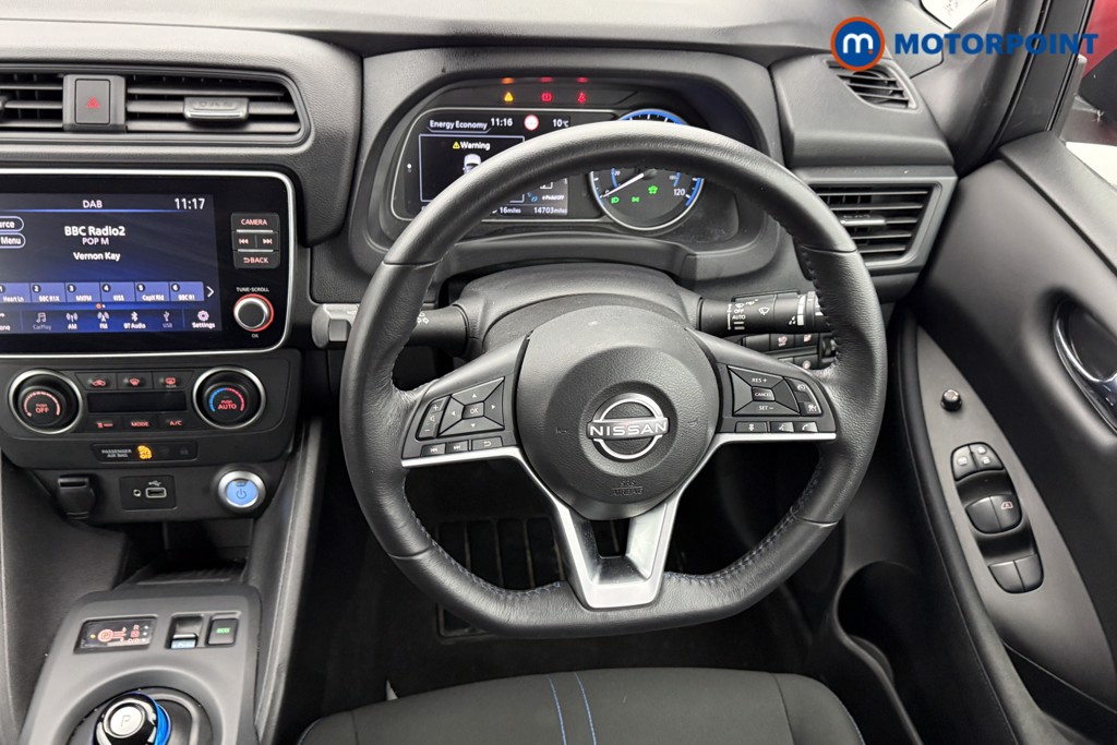 Nissan Leaf Acenta Automatic Electric Hatchback - Stock Number (1605100) - 2nd supplementary image