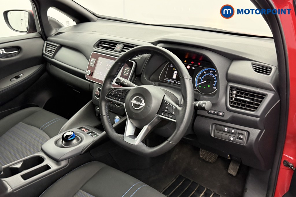 Nissan Leaf Acenta Automatic Electric Hatchback - Stock Number (1605100) - 3rd supplementary image