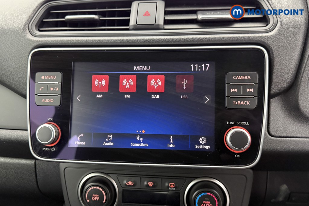 Nissan Leaf Acenta Automatic Electric Hatchback - Stock Number (1605100) - 7th supplementary image